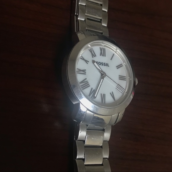 Silver Fossil Watch - Picture 2 of 4